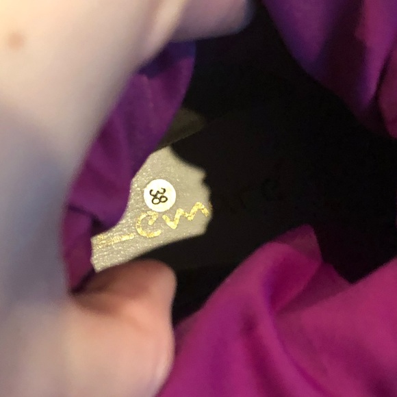 LeMare Slouchy Suede Hidden Wedge Otto Booties - Picture 8 of 9